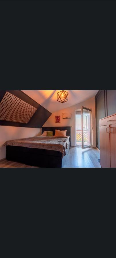 Ferienhaus Vienna Rem Prokosovici ภายนอก รูปภาพ